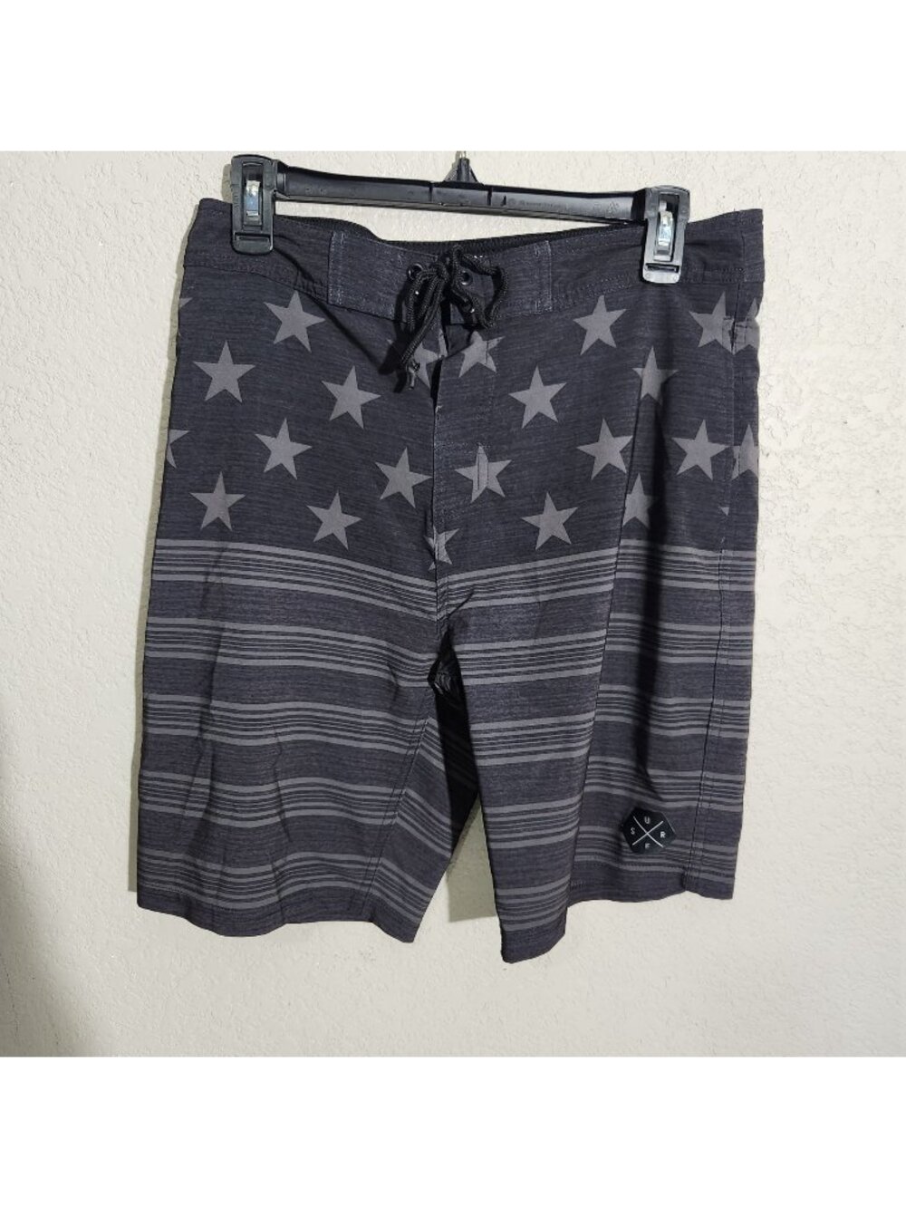 No Boundaries Mens Board Shorts 30 Gray Star-Stripe Pattern Beachwear